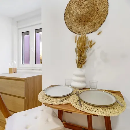 Cosy Heart Of Santos - Ac | By Airnest