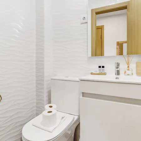 Cosy Heart Of Santos - Ac | By Airnest