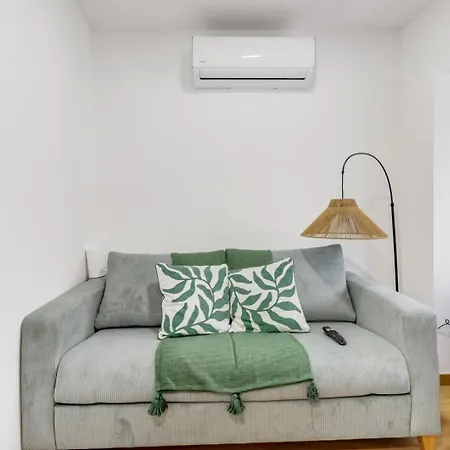 Cosy Heart Of Santos - Ac | By Airnest * Lissabon